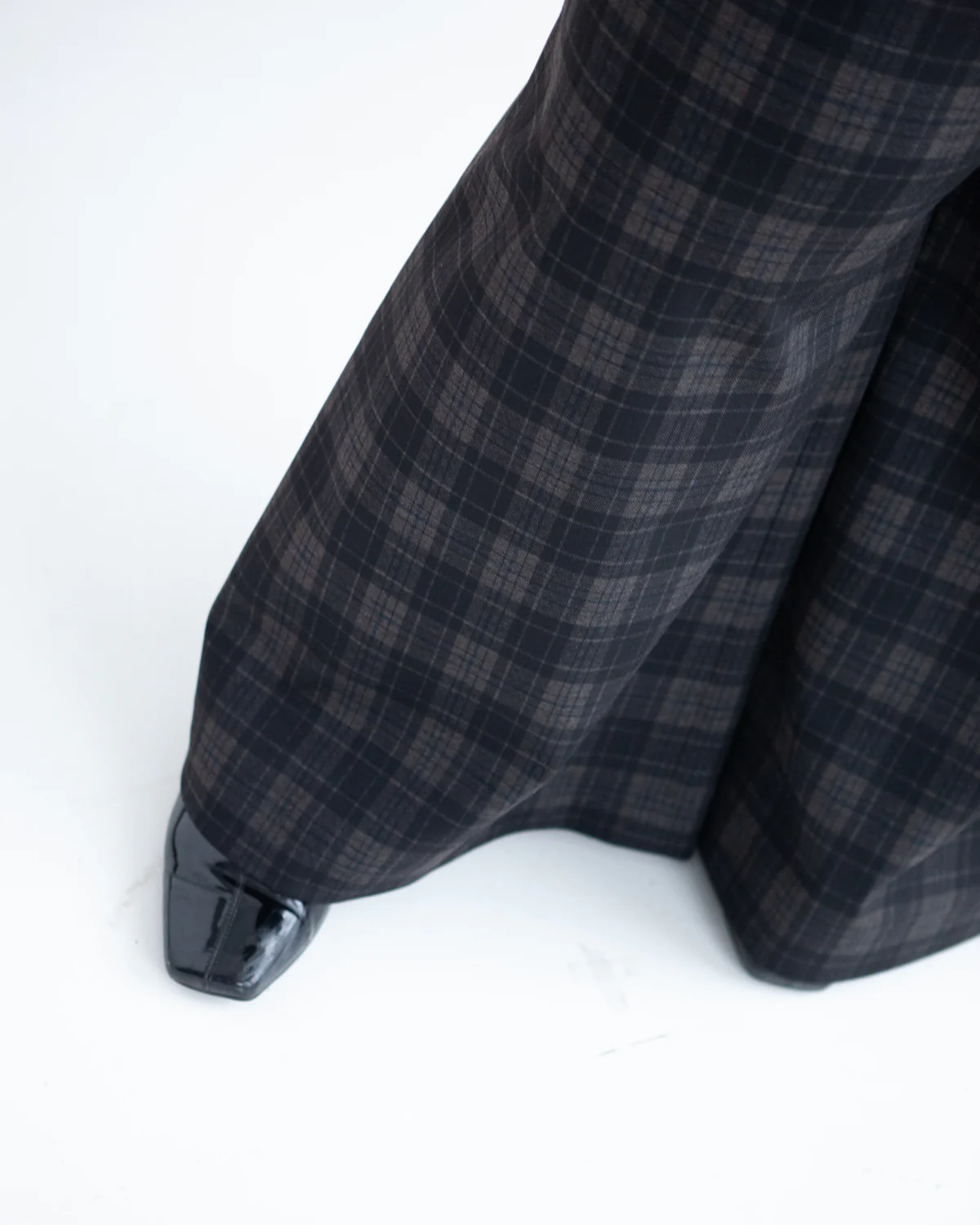 Ayla Pant - Image 10